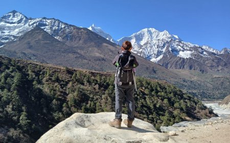 How to Share Your Everest Base Camp Trek Experience with the World