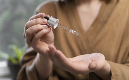 The Truth About Phenoxyethanol: Skincare Preservative Explained