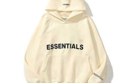 What Makes the Essentials Hoodie Store Different from Others?