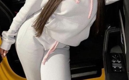 Is the Syna Worlds Tracksuit Good for Everyday Wear